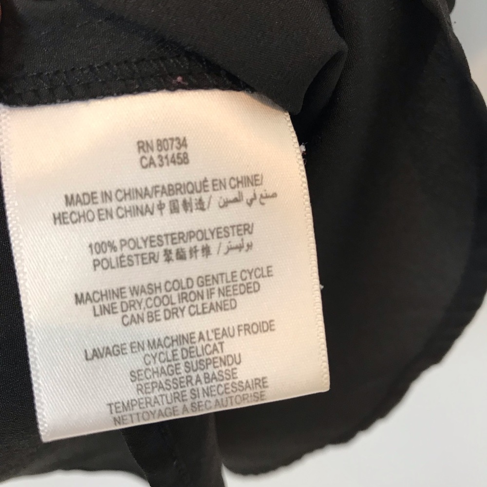 BCBG Top Rushed Sleeves Black B - Picture 5 of 8